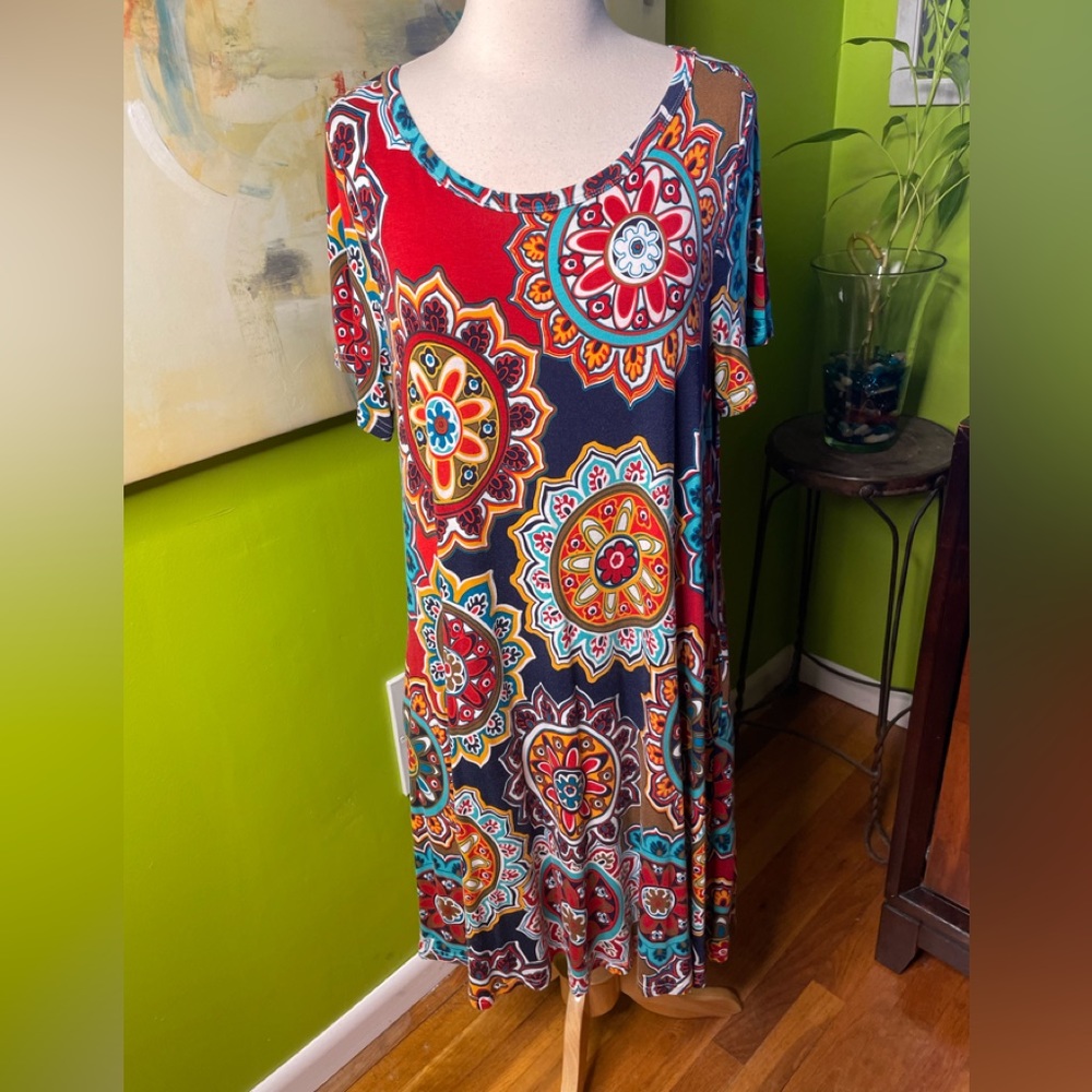 It Has Pockets - image 1